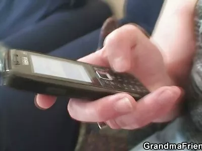 Busty سنہرے بالوں والی ایک لاجواب بلی کلیپ سکسی روسیه ہے