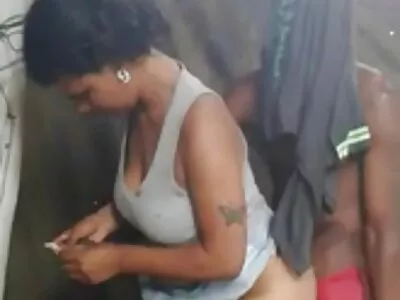 Busty سنہرے بالوں والی لڑکی نے اس کی سوپر سکس روسی بلی بھری ہوئی ہے