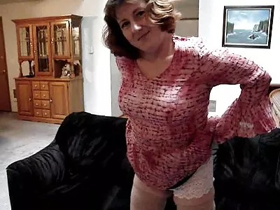 برانڈی ڈین اسے اپنے کوئم دانلود سکس روسی میں گہرا لے رہی ہے۔