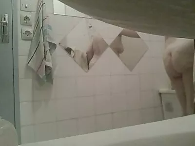 بڑا گدا سنہرے بالوں والی blowjob سگسی روسی سے زیادہ دیتا ہے