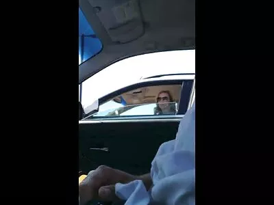 پیٹائٹ لیکسے مور فیلم سکسی روسیه ای کو ایک سٹڈ اور فیشل سے کسی حد تک بھاڑ میں جاؤ