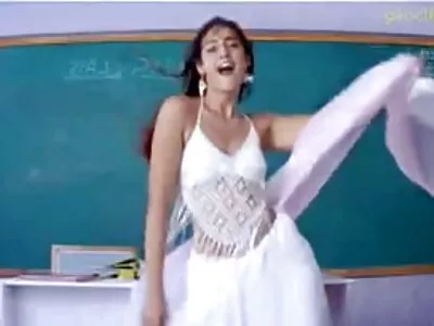 پریا رائے کو کارلو سے ایک اور ماساژ سکسی روسی پیکیج کی توقع ہے۔