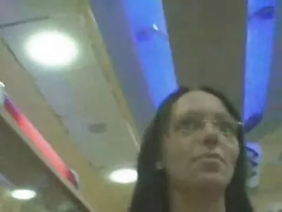 فائن اسس فیلم سکسی روسی لیڈیز ٹونی کے پرک سے تباہ ہو گئیں۔