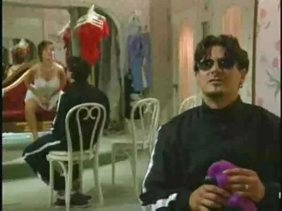 سرخ بالوں والی نوعمر اپنے پڑوسی کو چود رہی ہے۔ دانلود رایگان فیلم سکسی روسی