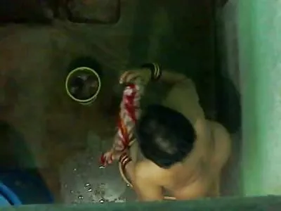 نقاب پوش آدمی اپنے غلام کو چود فیلم سکسی روسی رہا ہے۔