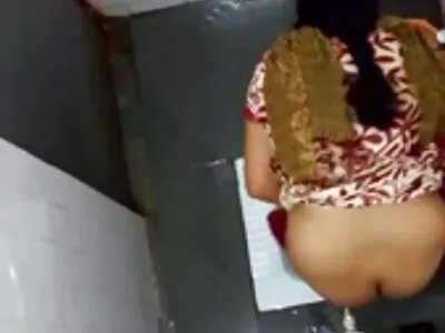 بگ بوب فیلم سکسی روسی ماں اپنے ساتھ کھیلتی ہے۔