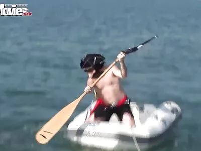 Angelica Sins Teets کے درمیان بیل اسٹک چپکی ہوئی سکس رمانتیک روسی ہے۔