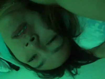 رومانٹک سنہرے بالوں والی دانلود سکس روسی اس کے باغبان کو چود رہی ہے۔